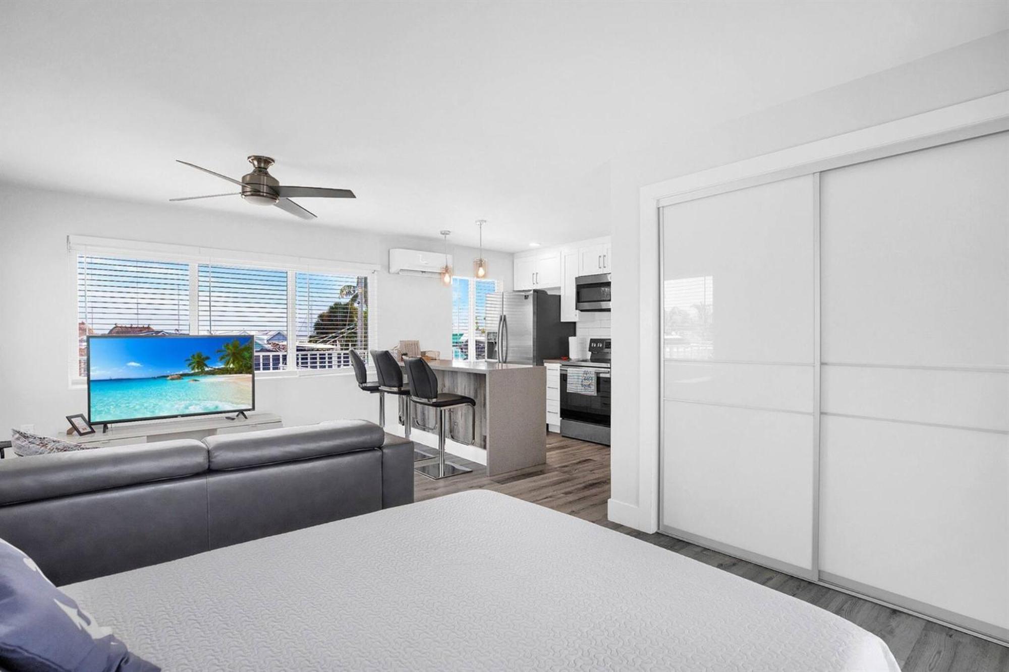 Waterfront Studio 2, Couples Oasis, Kayaks, Pool Jewfish Εξωτερικό φωτογραφία